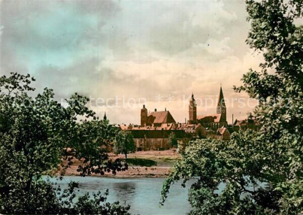 Ingolstadt Donau Altstadt vom Südufer der Donau aus