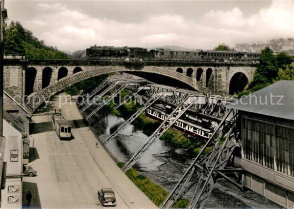 Wuppertal Sonnborner Brücke Die Schwebebahn