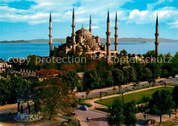 Istanbul Constantinopel Sultan Ahmet Mosque and its surrounding