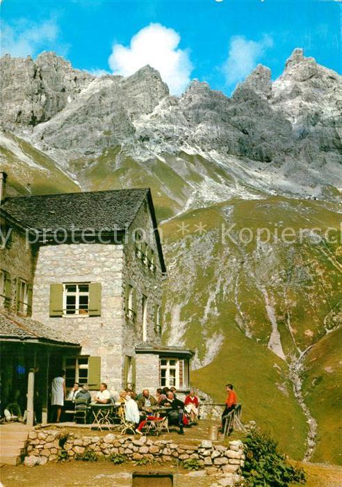 Kemptnerhuette mit Allgäuer Alpen