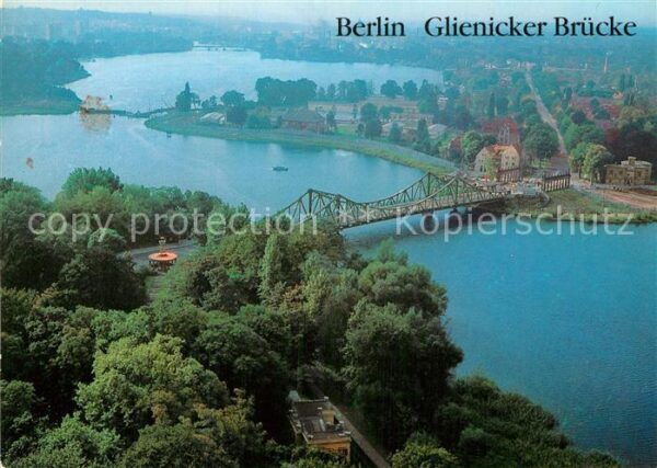 Berlin Glienicker Brücke Fliegeraufnahme