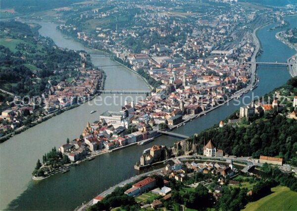 Passau Zusammenfluss des Inn und der Ilz in di