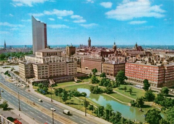 Leipzig Stadtblick mit Oper und Hochhaus der Ka