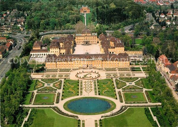 Ludwigsburg Wuerttemberg Residenzschloss Schloss Favorite Fliege