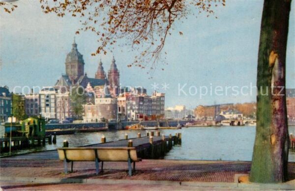 Amsterdam Niederlande Schreierstoren en St Nicolaaskerk