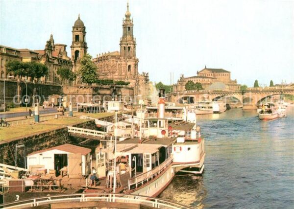 Dresden Dampferanlegestelle Brühlsche Terrasse