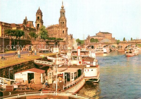 Dresden Dampferanlegestelle Brühlsche Terrasse