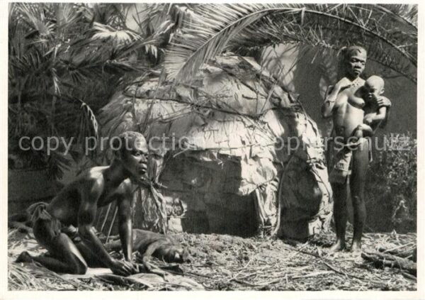Typen Afrika Übersee-Museum Bremen Pygmäenfamilie Hü
