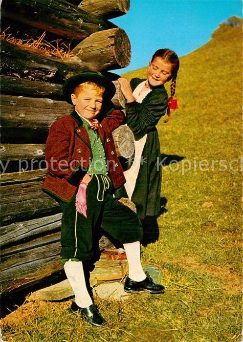 Trachten Oesterreich Salzburgerland Kinder