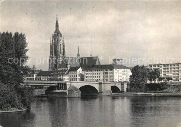 Frankfurt Main Dom Mainpartie