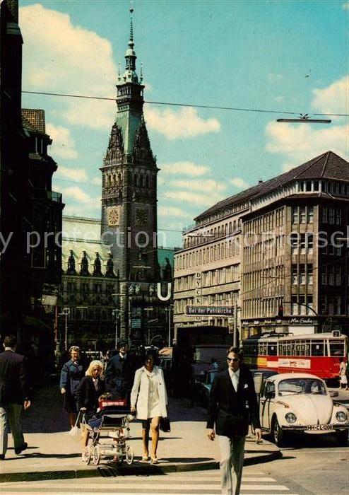 Hamburg Mönckebergstrasse und Rathaus