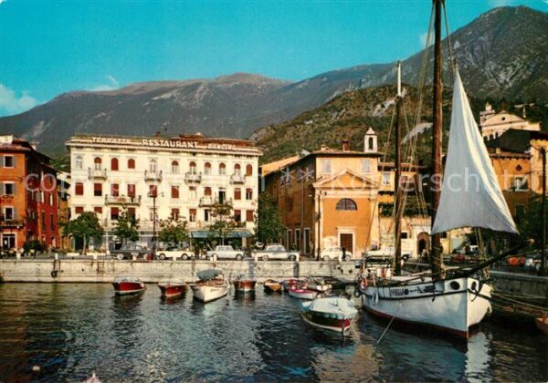Malcesine Lago di Garda Il porticciuolo