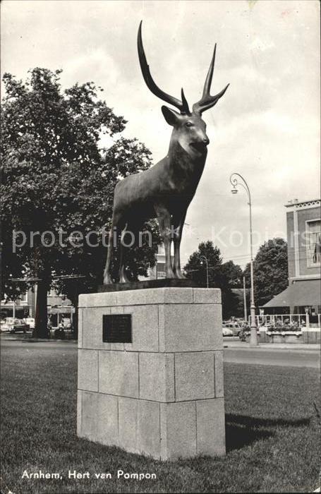 Arnhem Hert van Pompon Hirsch Skulptur
