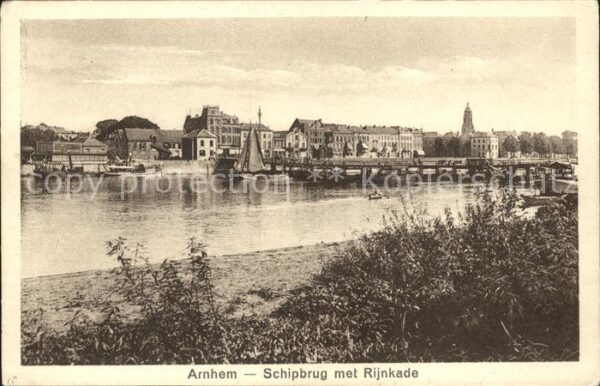 Arnhem Schipbrug met Rijnkade Schiffsbrücke Rh