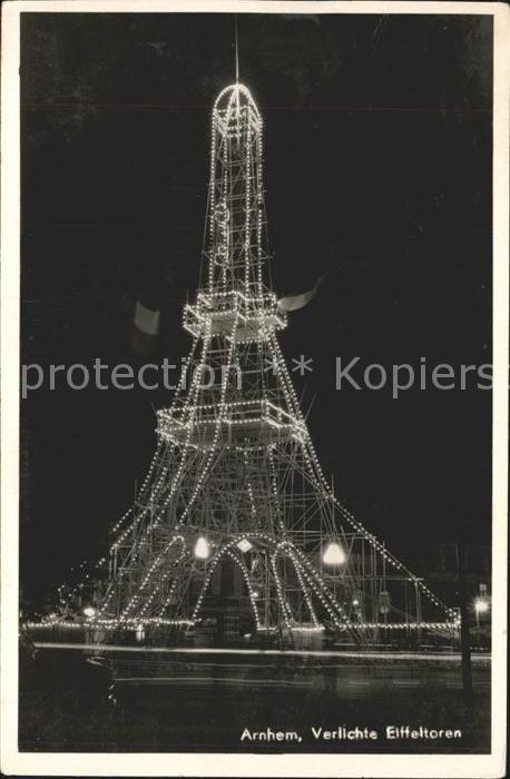 Arnhem Verlichte Eiffeltoren