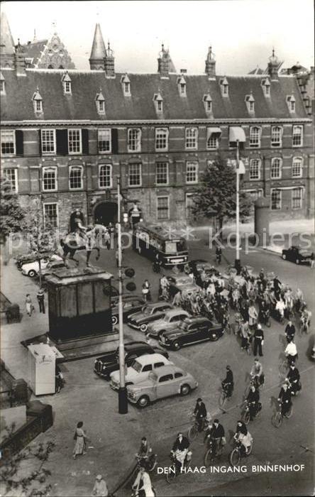 Den Haag Ingang Binnenhof Monument Denkmal