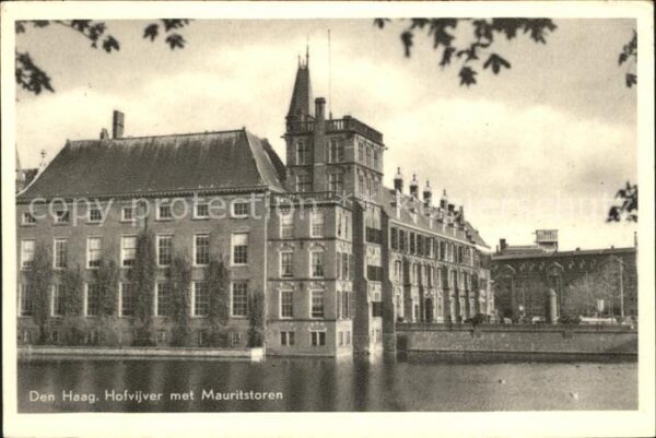 Den Haag Hofvijver met Mauritstoren