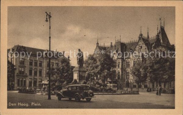 Den Haag Plein Monument Statue