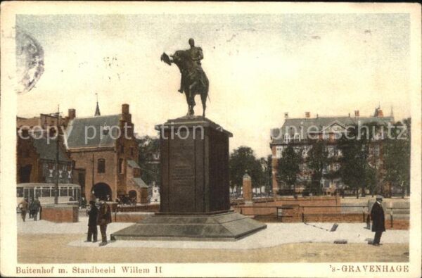 s-Gravenhage Buitenhof met Standbeeld Willem II Denk
