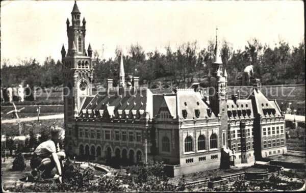 Den Haag Miniatuurstad Madurodam Vredespaleis Fr