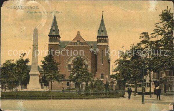 s-Gravenhage Regentesseplein Gedenknaald Kerk
