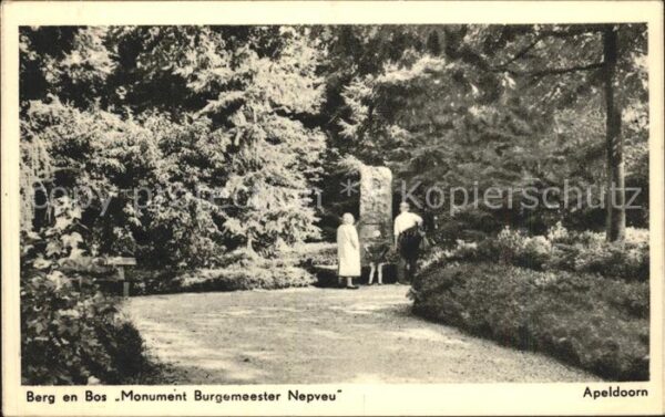 Apeldoorn Berg en Bos Monument Burgemeester Nepve