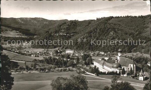 Untermuenstertal mit Kloster St Trudpert