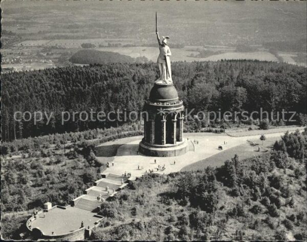 Detmold Hermannsdenkmal Fliegeraufnahme