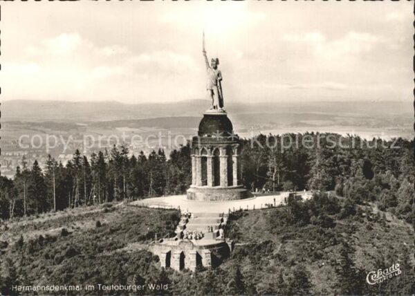 Detmold Hermannsdenkmal Fliegeraufnahme