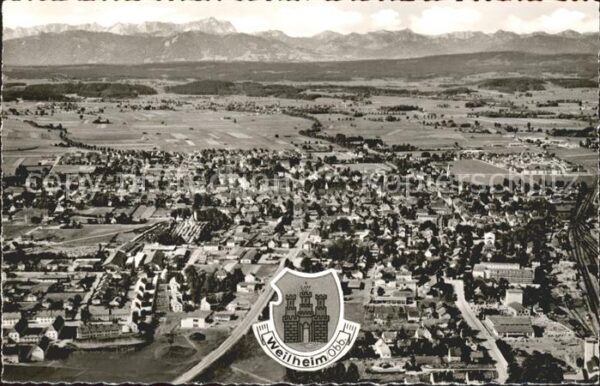 Weilheim Oberbayern mit Zugspitzmassiv und Tiroler Berge Fl