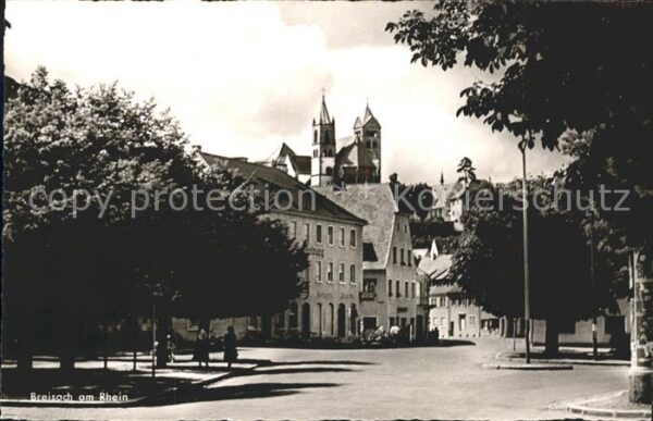 Breisach Rhein Strassenpartie mit Münster