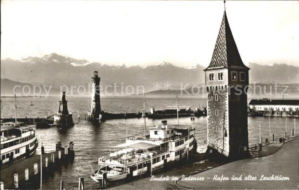 Dampfer Binnenschifffahrt Lindau im Bodensee Hafen Alter Leuchttu