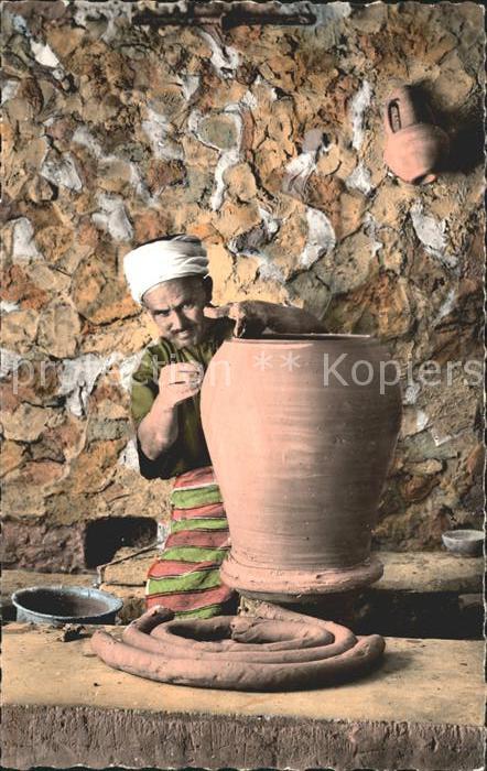 Toepfern Scenes et Types Potier de Djerba