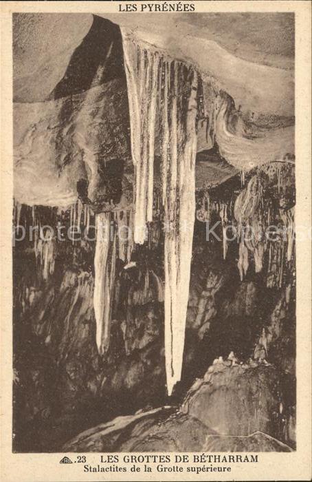 Hoehlen Caves Grottes Betharram Stalactites Grotte superieure
