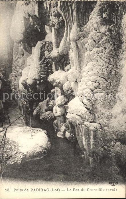 Hoehlen Caves Grottes Puits de Padirac Pas du Crocodile