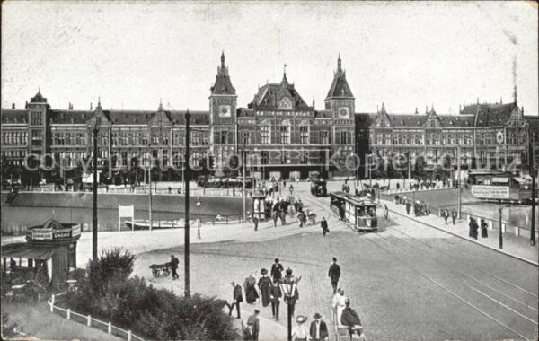 Strassenbahn Amsterdam Central Station