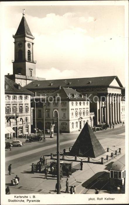 Foto Kellner Rolf Nr. 8061 Karlsruhe Stadtkirche Pyramide