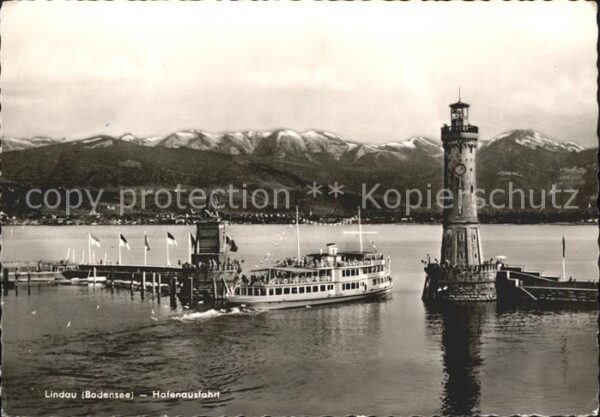 Dampfer Binnenschifffahrt Lindau Bodensee Hafenausfahrt