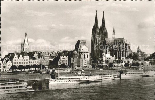 Dampfer Seitenrad Köln am Rhein Rheinansicht