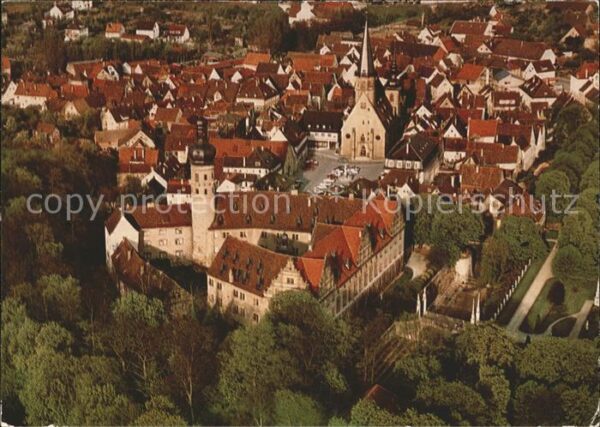 Weikersheim Schloss mit Marktplatz Fliegeraufnahme