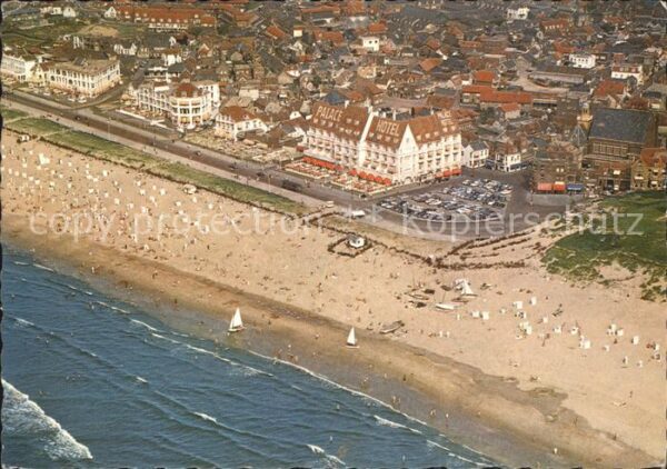Noordwijk Strand met Palace Hotel Luchtopname