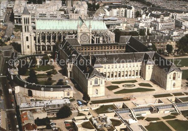 Saint-Denis Seine Fliegeraufnahme Cathedrale Basilique