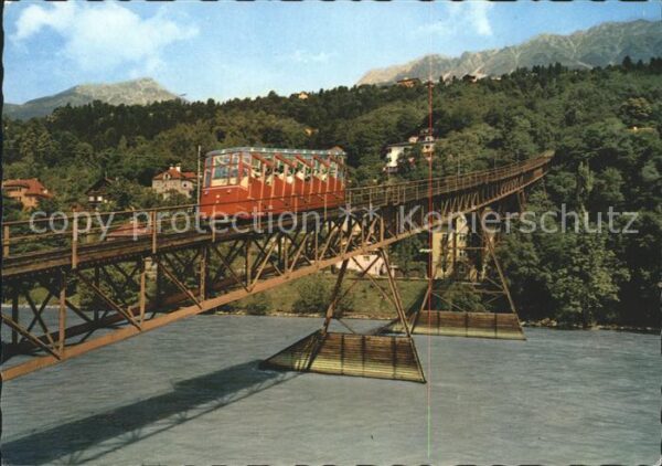 Innsbruck Hungerburgbahn über Flussbrücke