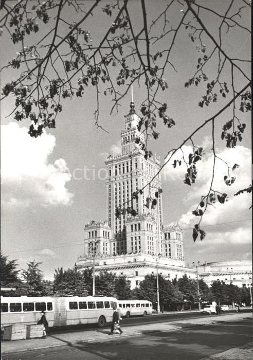 Warszawa Kulturpalast Busse