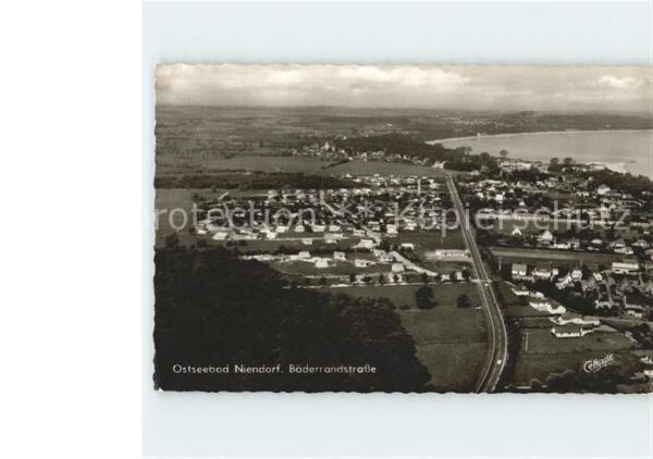 Niendorf Ostseebad Fliegeraufnahme Bäderrandstrasse