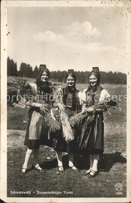 Donaueschingen Frauen in Tracht