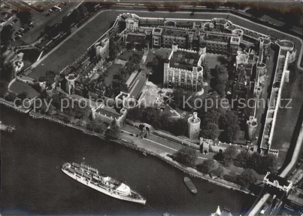 London Fliegeraufnahme Dampfer