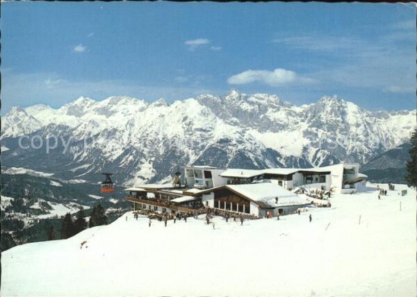 Seefeld Tirol Roßhütte gegen Wettersteingebirge