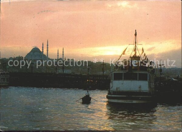 Istanbul Constantinopel Galata Brücke und Süleymaniye Moschee