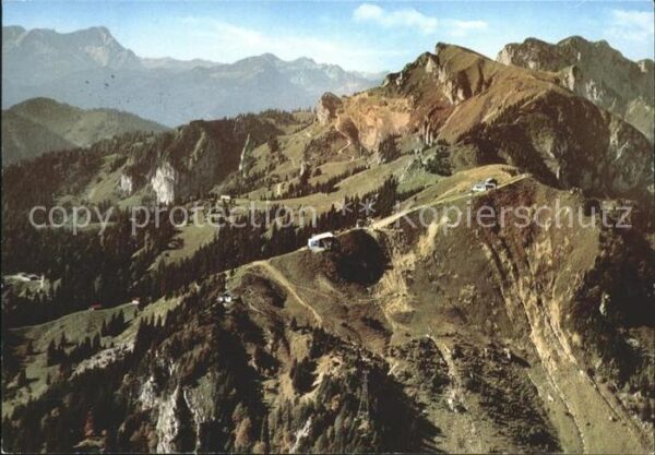 Lenggries Brauneck mit Zugspitze Ammergauer Latsc